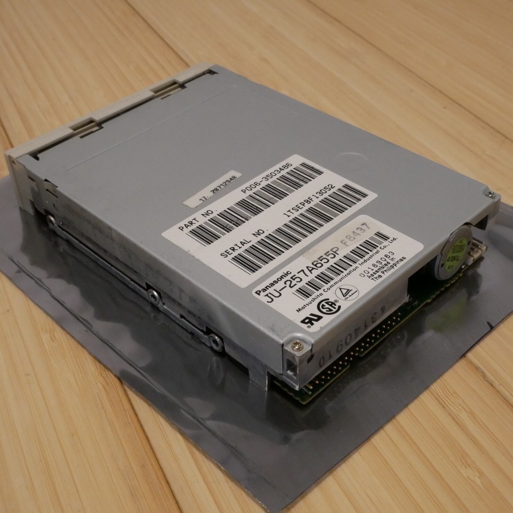 Panasonic JU-257A655P 1.44MB Floppy Disk Drive 3.5 inch Internal FDD Tested - 09 - Picture 3 of 8